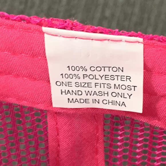 Tampa Break Through Trucker Hat Womens OSFM Black Pink Mesh Back Strapback - Picture 12 of 12